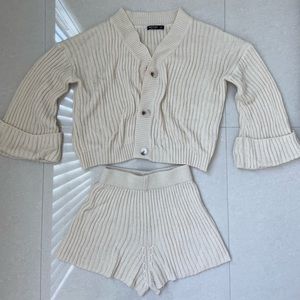 Knit cozy set
